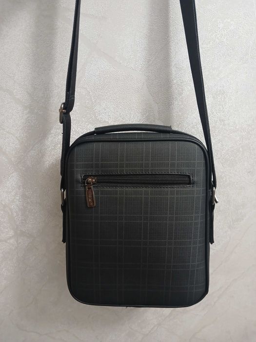 Барсетка новая красивая