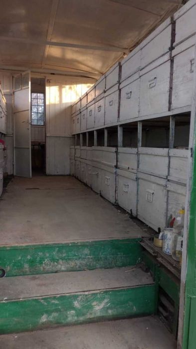 Vand Remorca Pavilion apicol