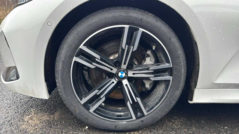 Anvelope VARA Bridgestone 2 x 225 45 R18 si 2 x 255 40 R18 BMW Seria 3
