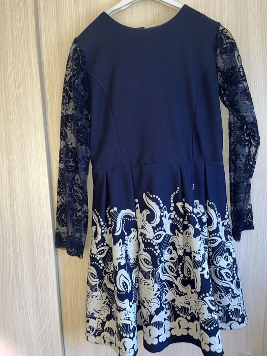 тъмно синя детска рокля