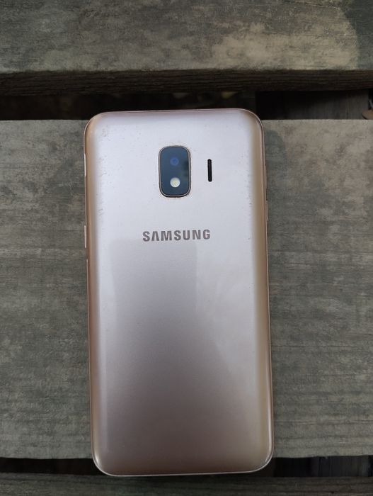Samsung Galaxy J 2 core. 200 000