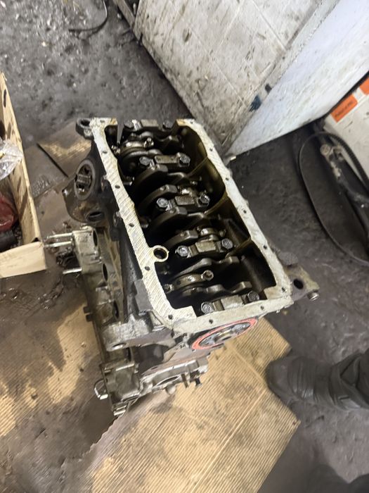 Продам двигатель от приора 126 движок