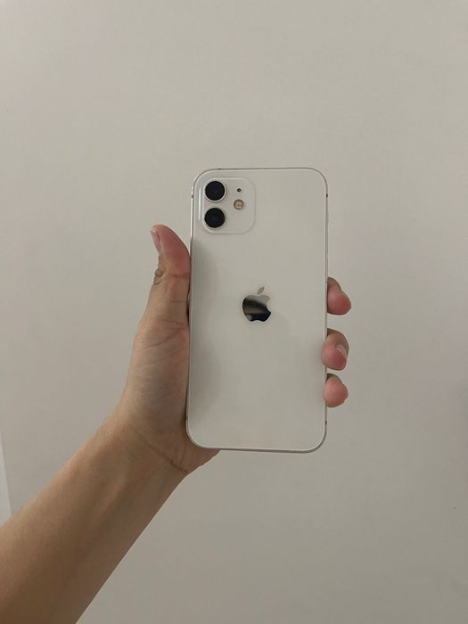 Айфон 12 64гб торг