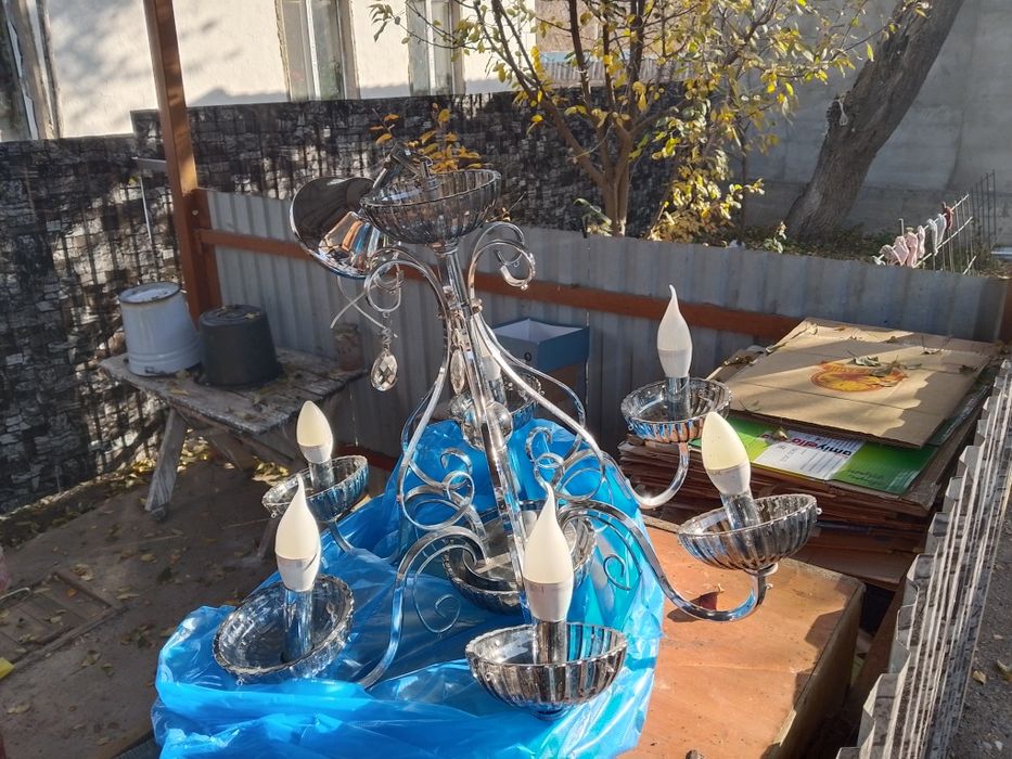 Люстра.продам люстра сатам