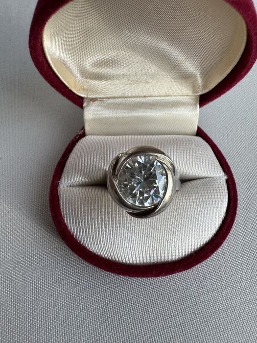 Inel din argint si cubic zirconia