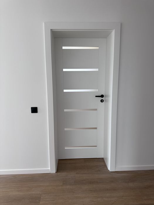 Birou de inchiraiat lanca Value Center