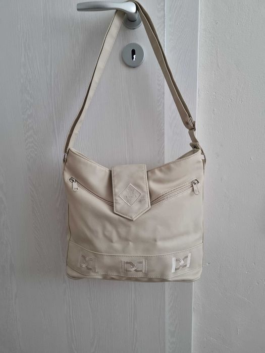 Лот дамски чанти