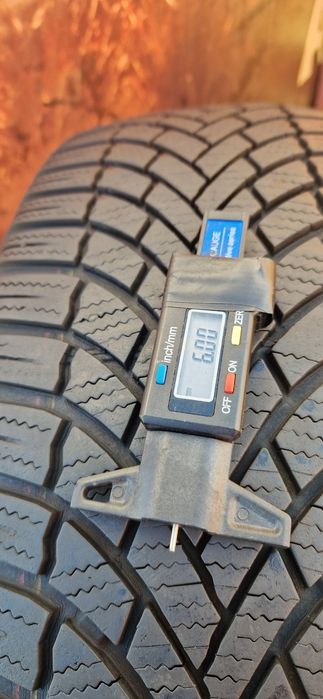 2 Anvelope Bridgestone 215 65 R17 M+S