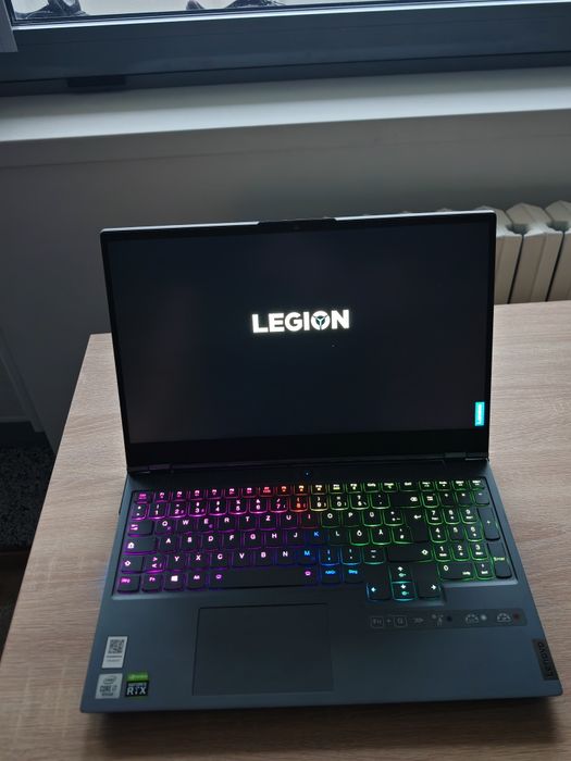 Lenovo Legion 7 rtx max 20270 super