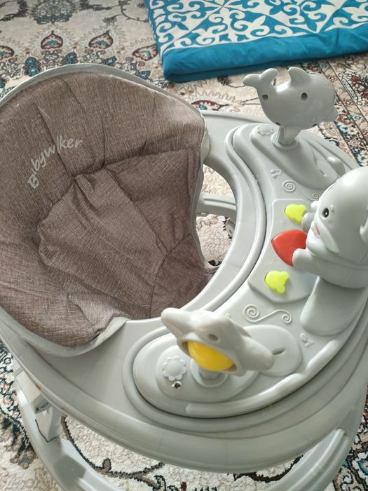 Продам ходунок детский