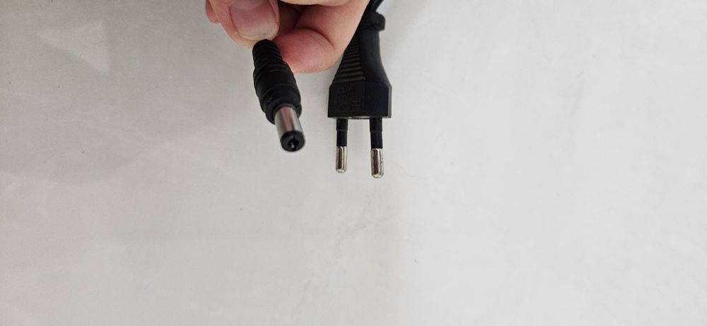 Transformator/Alimentare banda led 12V si  2 A, mufa mama