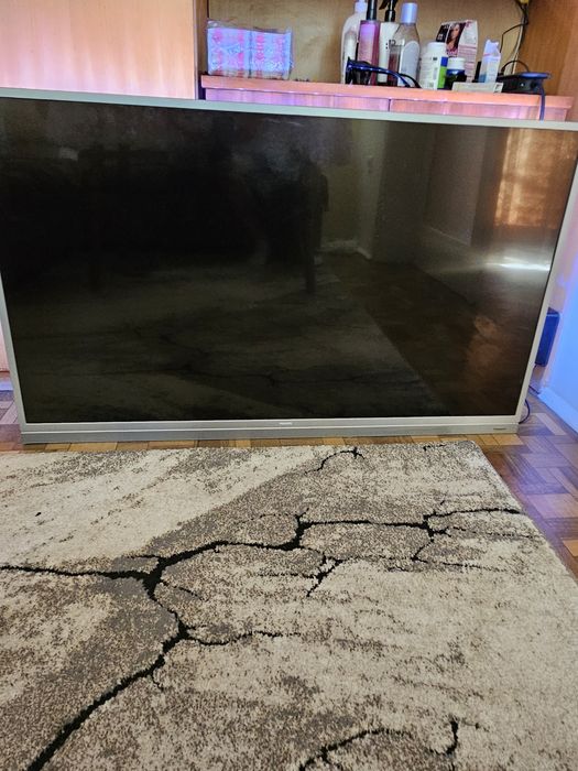 PHILIPS 49 инча,модел  PUS6482 /12   течни кристали
