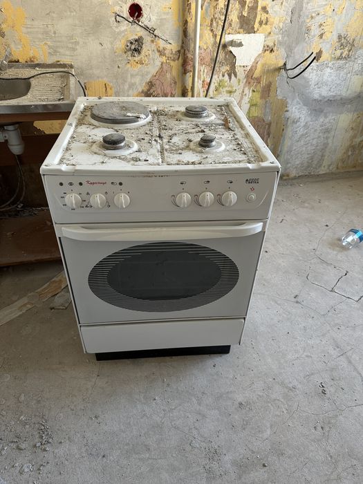 Продам газ плиту