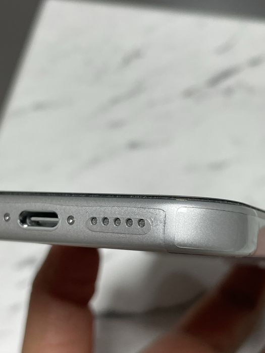 Iphone 17 pro E sim 256 GB