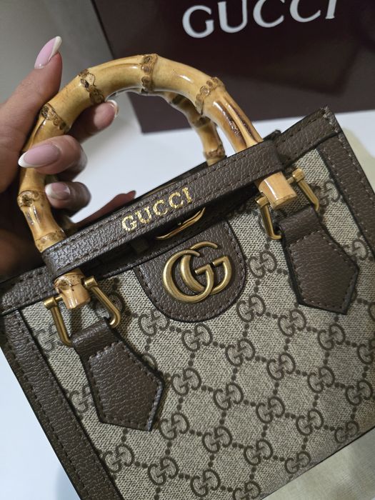 Налична чанта Gucci Diana Bamboo Mini