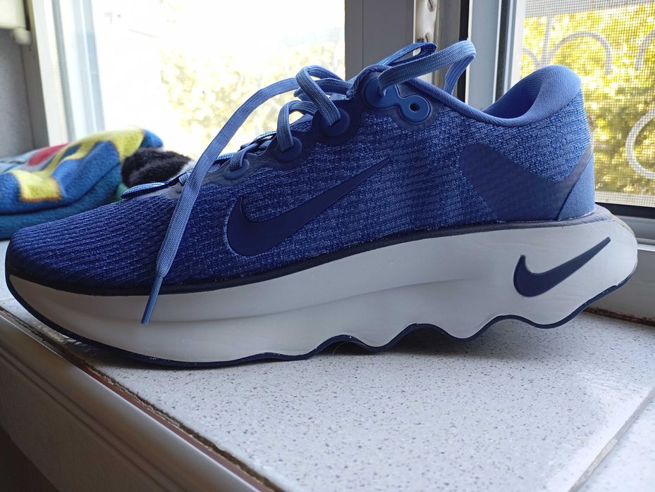 Маратонки  Nike Motiva