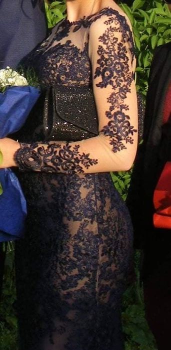 Синя бална рокля