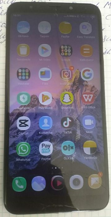 Holati yaxshi aybi ekran singan 
Doimiy Xotirasi 32G
Operativ xot