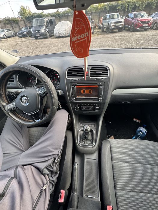 VW Golf 6 • 2.0 TDI • 140 к.с. • Всичко обслужено