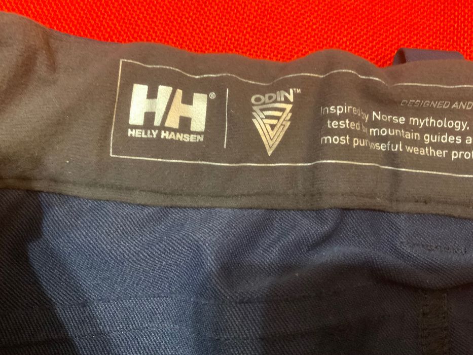 Helly Hansen-оригинален панталон 40-42 размер