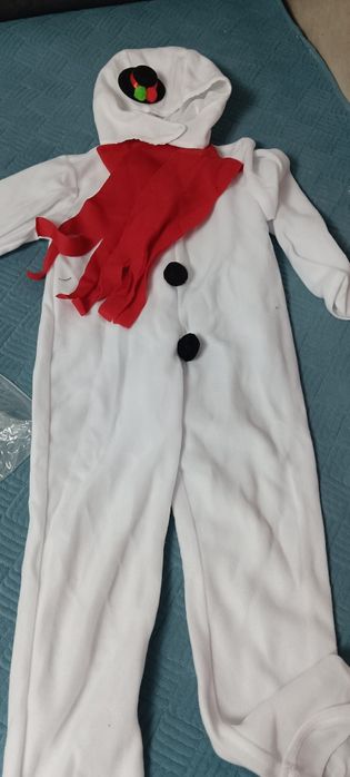 Продам костюм снеговика
