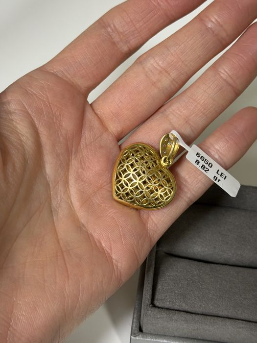 Pandant aur 18k rubine aprox 2ct