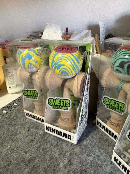 Sweet kendama prime grain split