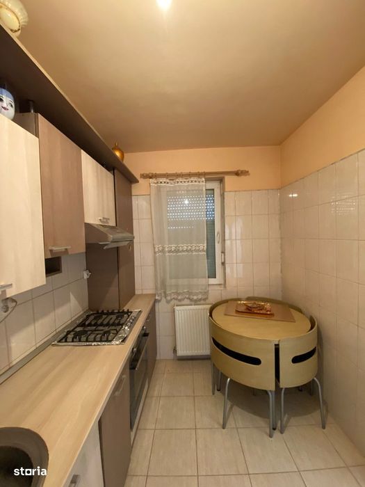 Sub pretul pietei! Apartament 3 camere, 73mp, parcare, Florilor