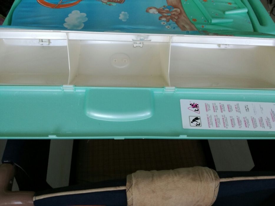 Страхотен дизайн! Уникална твърда подложка за повиване на бебета