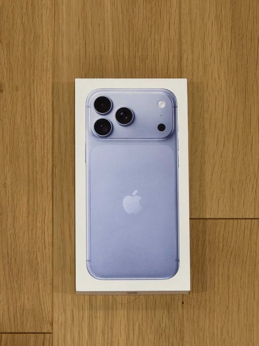 iPhone 18 Pro Max 256GB Burgundy от USA – Доставка краят на Октомври