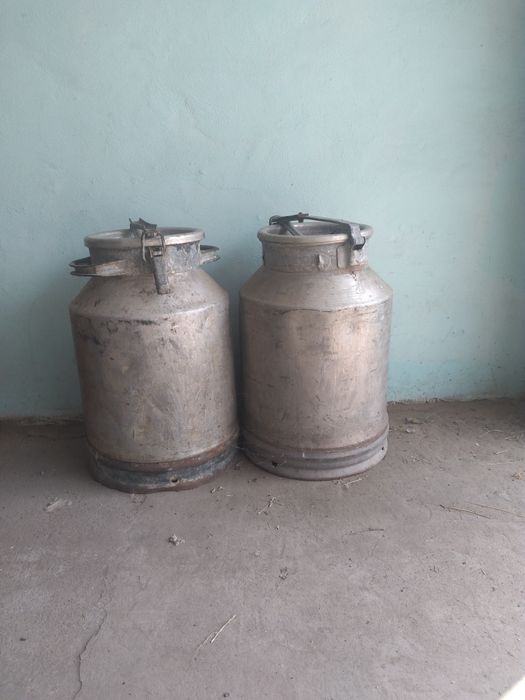 Продам Фляги 2 штуки