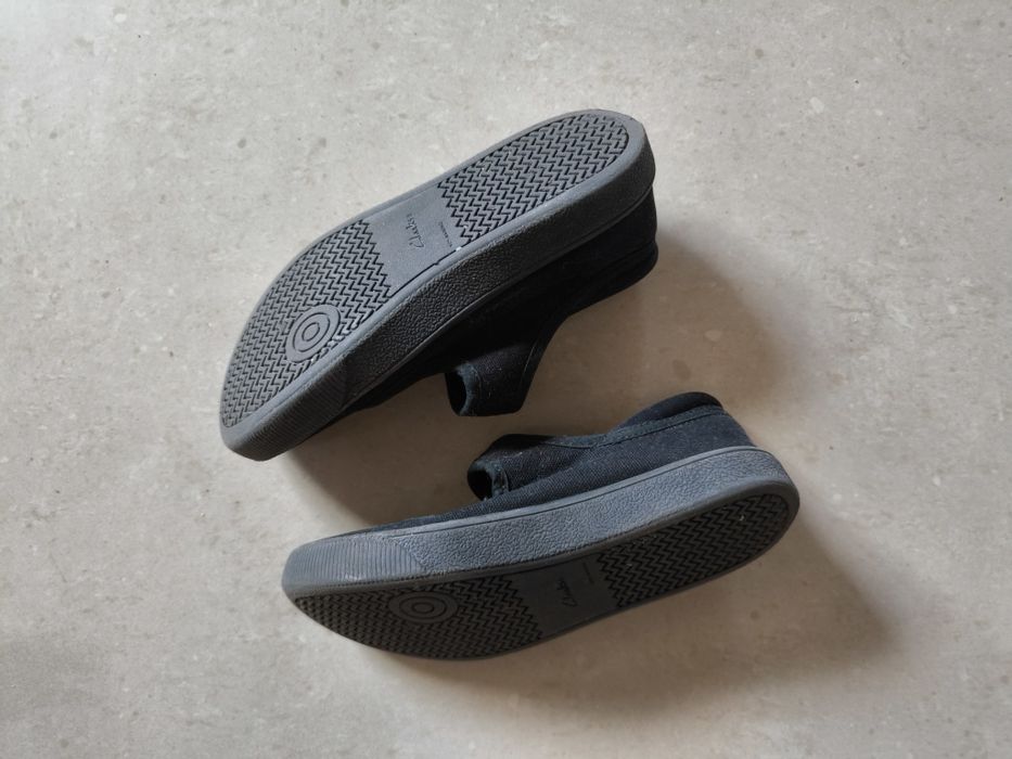 Детски обувки за момичета Clarks