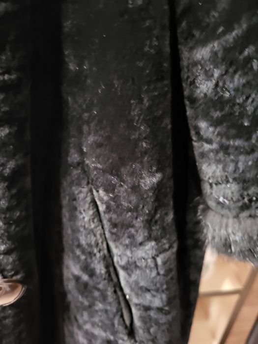 Продам шубу мутон.