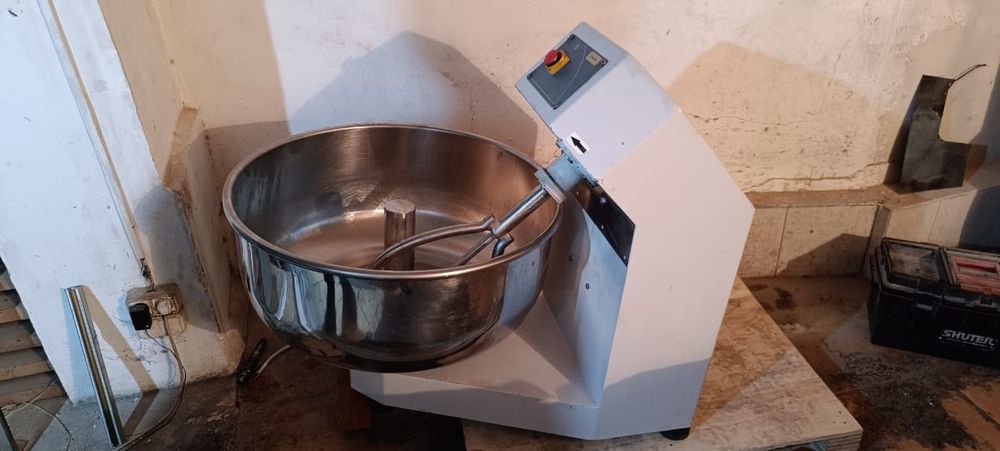 Турецкая тестомешалка