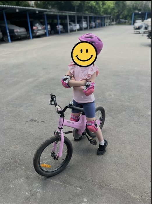 Продам детский велосипед на 3-7 лет