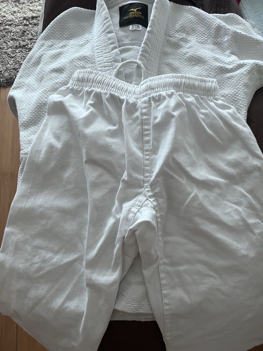 Продам кимоно для дзюдо