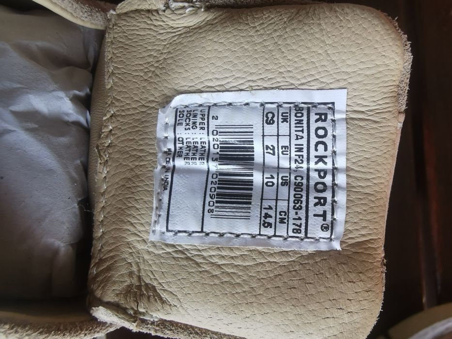 Vand pantofi copii cu clape scai adidas noi  C9 27 din piele culoarea
