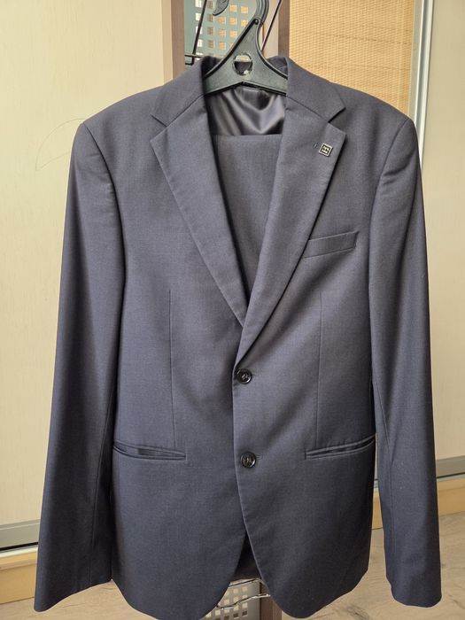 Костюм тройка в идеальном состоянии Турция