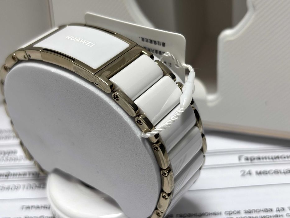 НОВ!!! Смарт часовник Huawei Watch GT5 Pro,1.32'',42 mm, Ceramic White