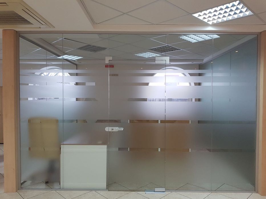 Перегородки. Офисные перегородки. Мобильные перегородки. Стеклянные ...