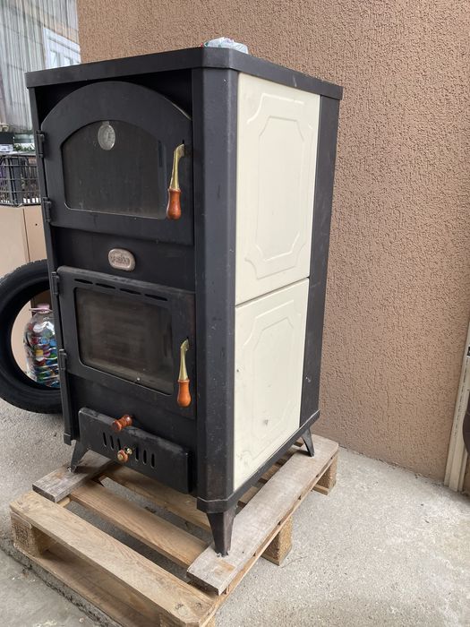 Печка с водна риза тип камина 18 + 5 kw