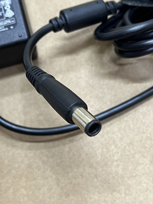 Блоки питания Dell ориг с америки в идеале толстый разъем Mini pc 65wt