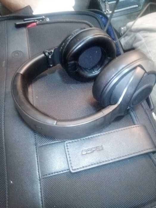 Căști gaming cu fir