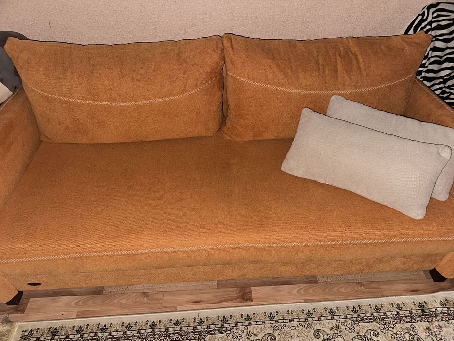 Продам хороший диван