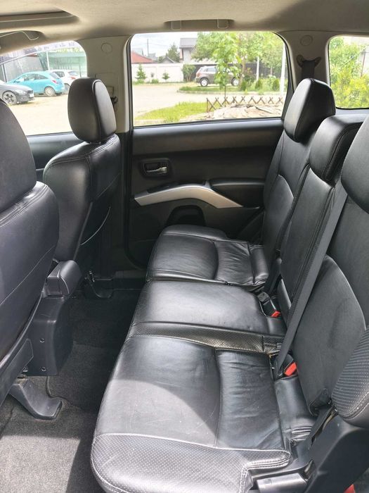 Se vinde Mitsubishi Outlander 2008 2.2 motorina