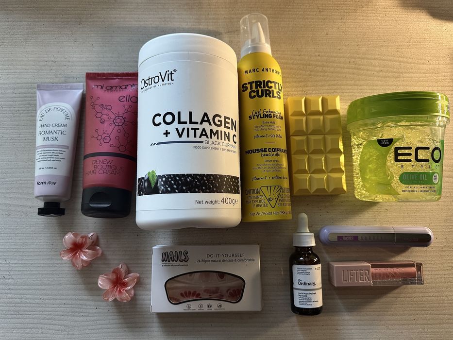 SUMMER Beauty Box кутия с козметика,грим,грижа за косата и тялото