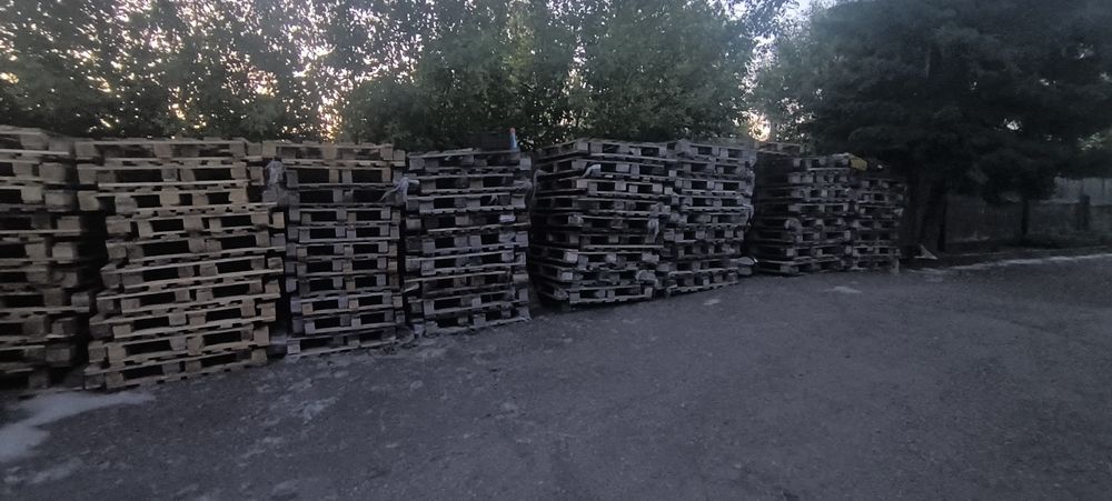 Продам поддоны хорошие