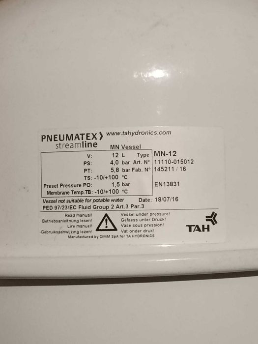 Vând vas de expansiune premium IMI Pneumatex Streamline MN-12 (12L) - NOU