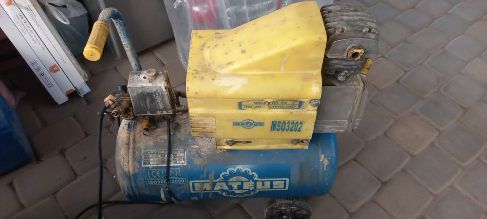 Продам компрессор