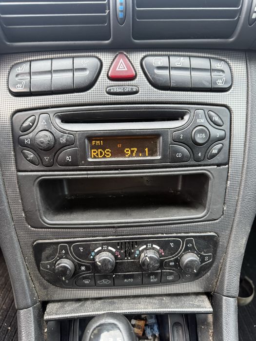 bara fata mercedes benz w203 dezmembrari mercedes w203